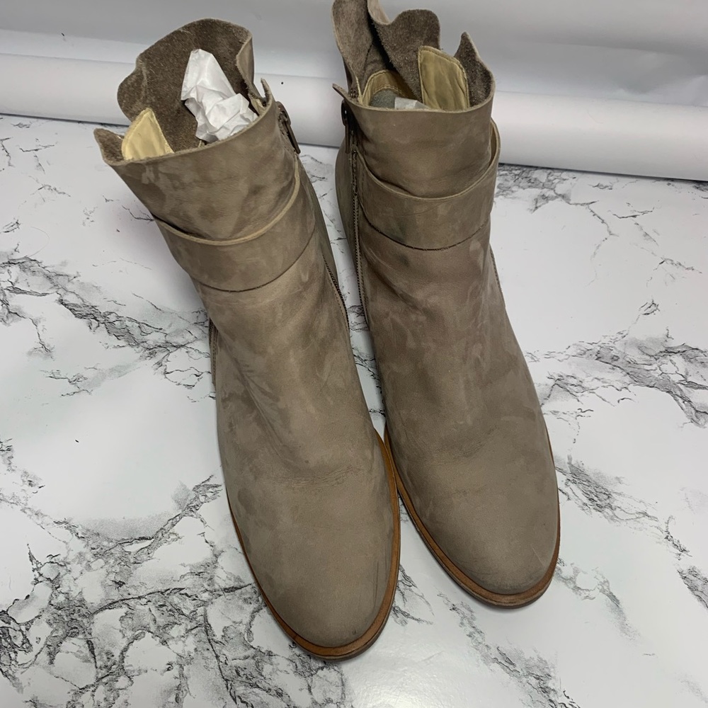 Paul Green taupe soft leather Sheridan heel Bootie - Picture 6 of 11